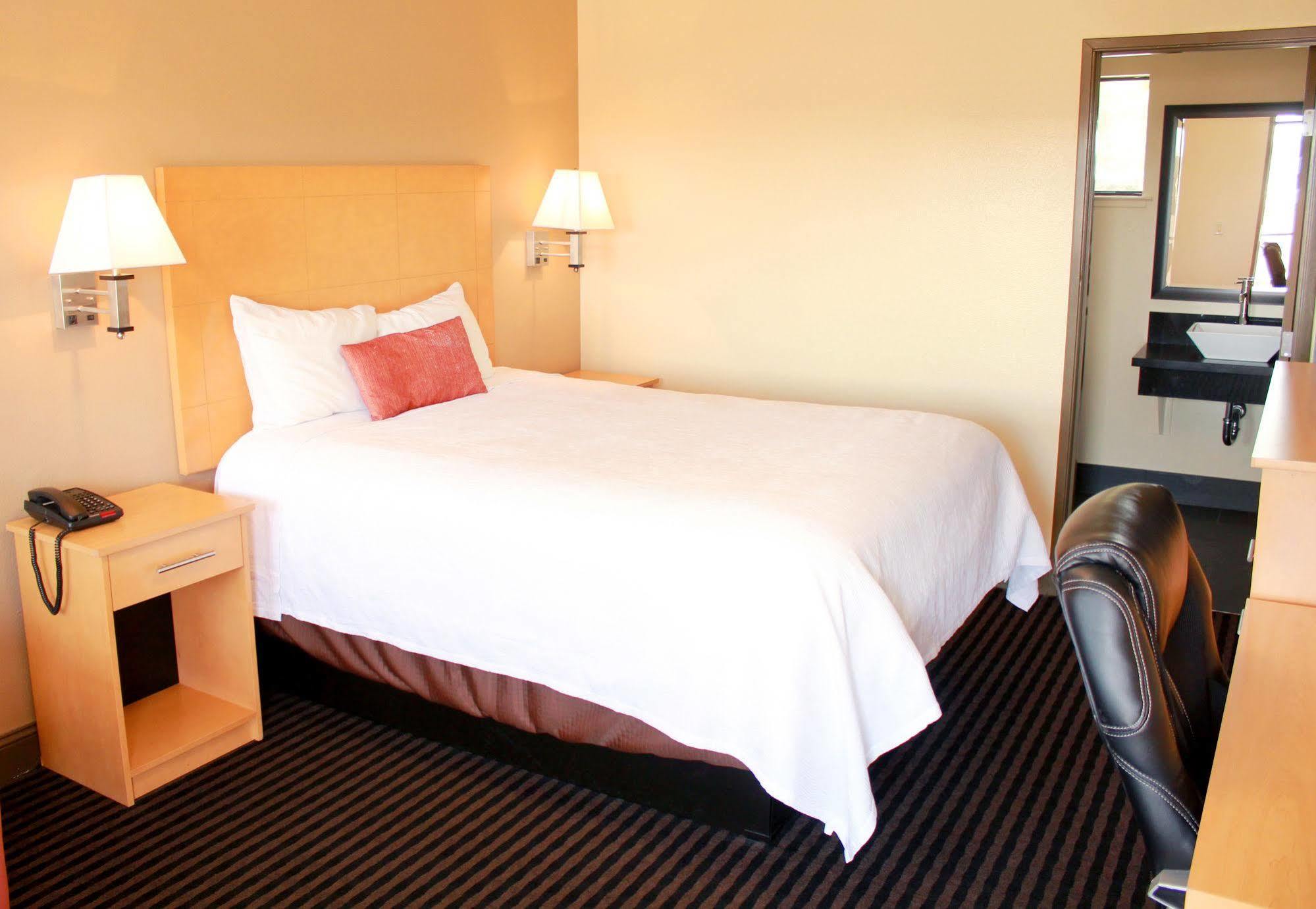 Travelodge By Wyndham Vallejo Zewnętrze zdjęcie