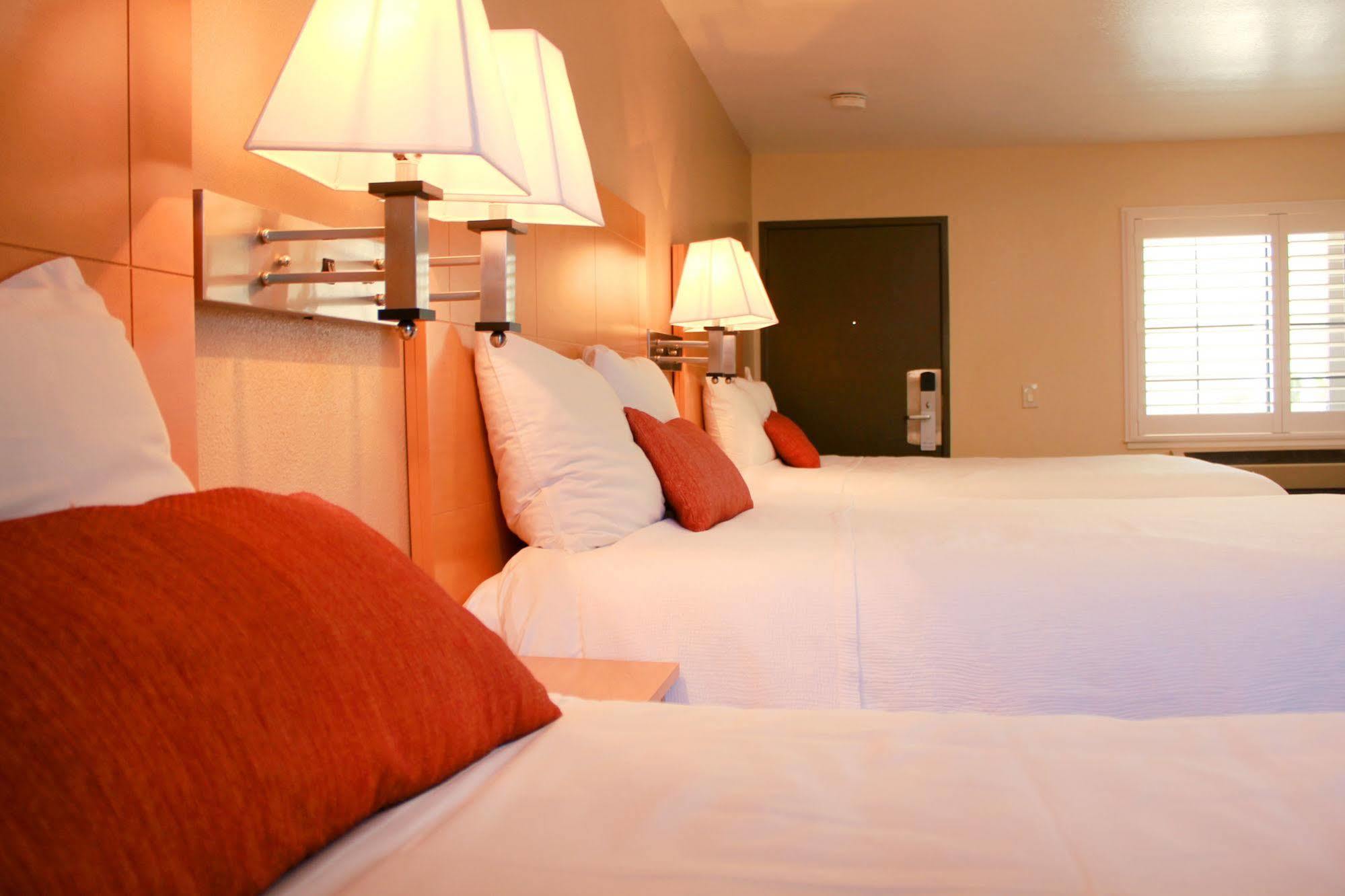 Travelodge By Wyndham Vallejo Zewnętrze zdjęcie