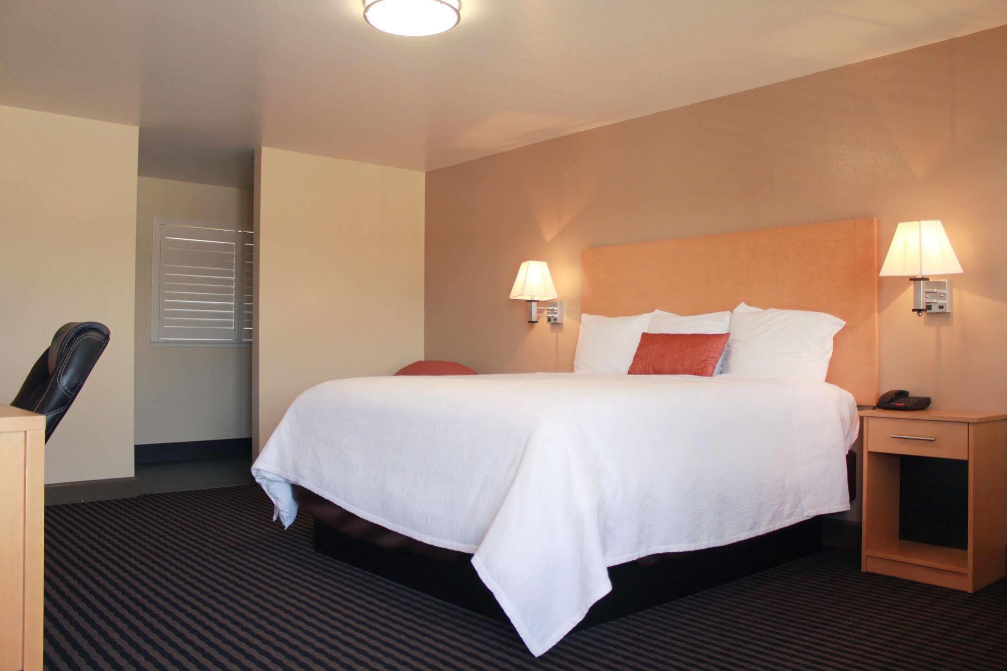 Travelodge By Wyndham Vallejo Zewnętrze zdjęcie